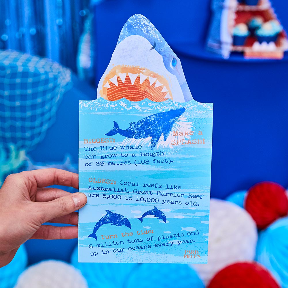 King of the Sea Paper Party Bags with Fact Cards (x6)